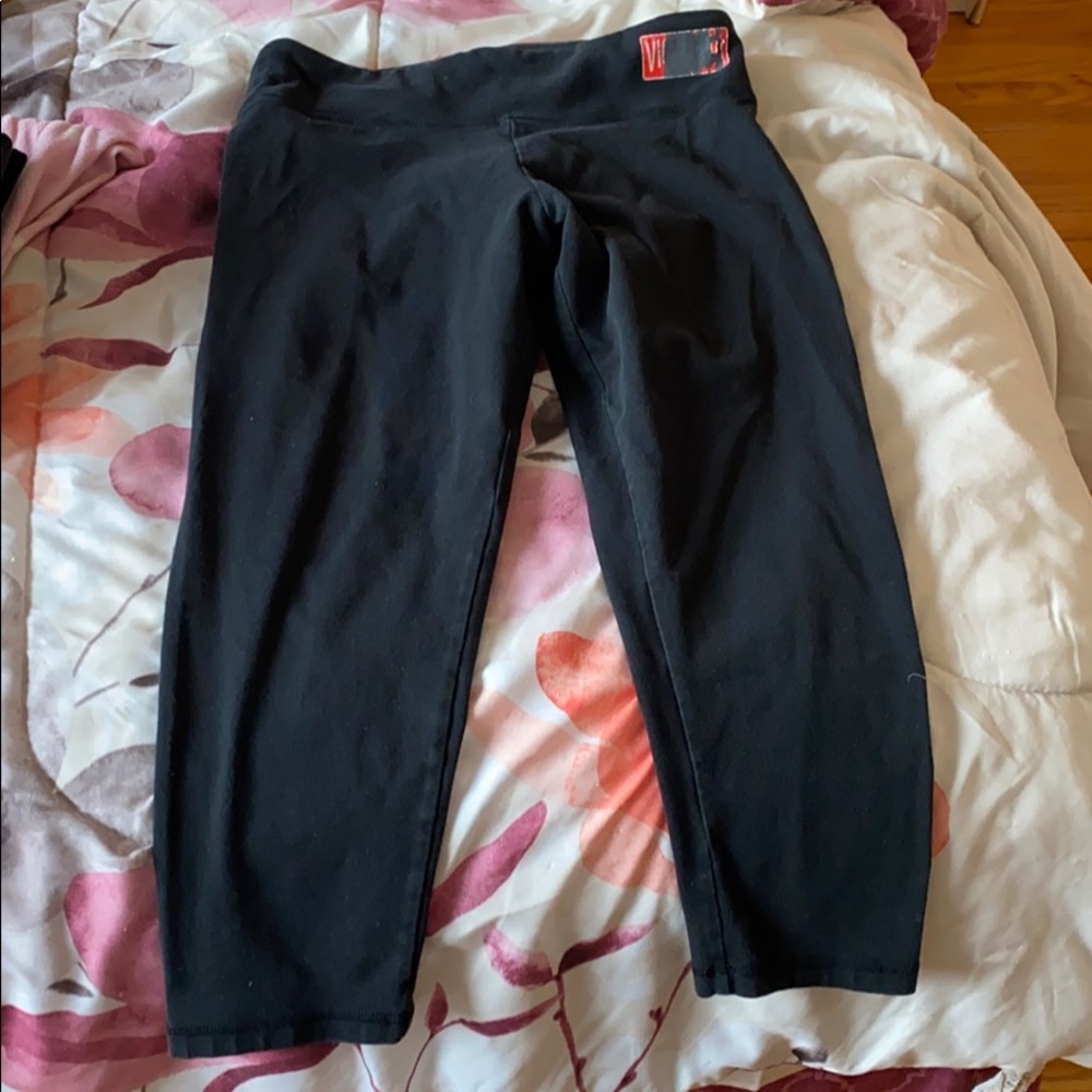 Victoria Secret Crop Legging Size Medium
